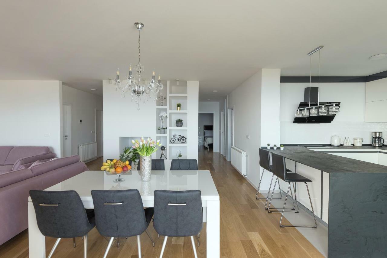 Appartamento Penthouse Jure Makarska Esterno foto