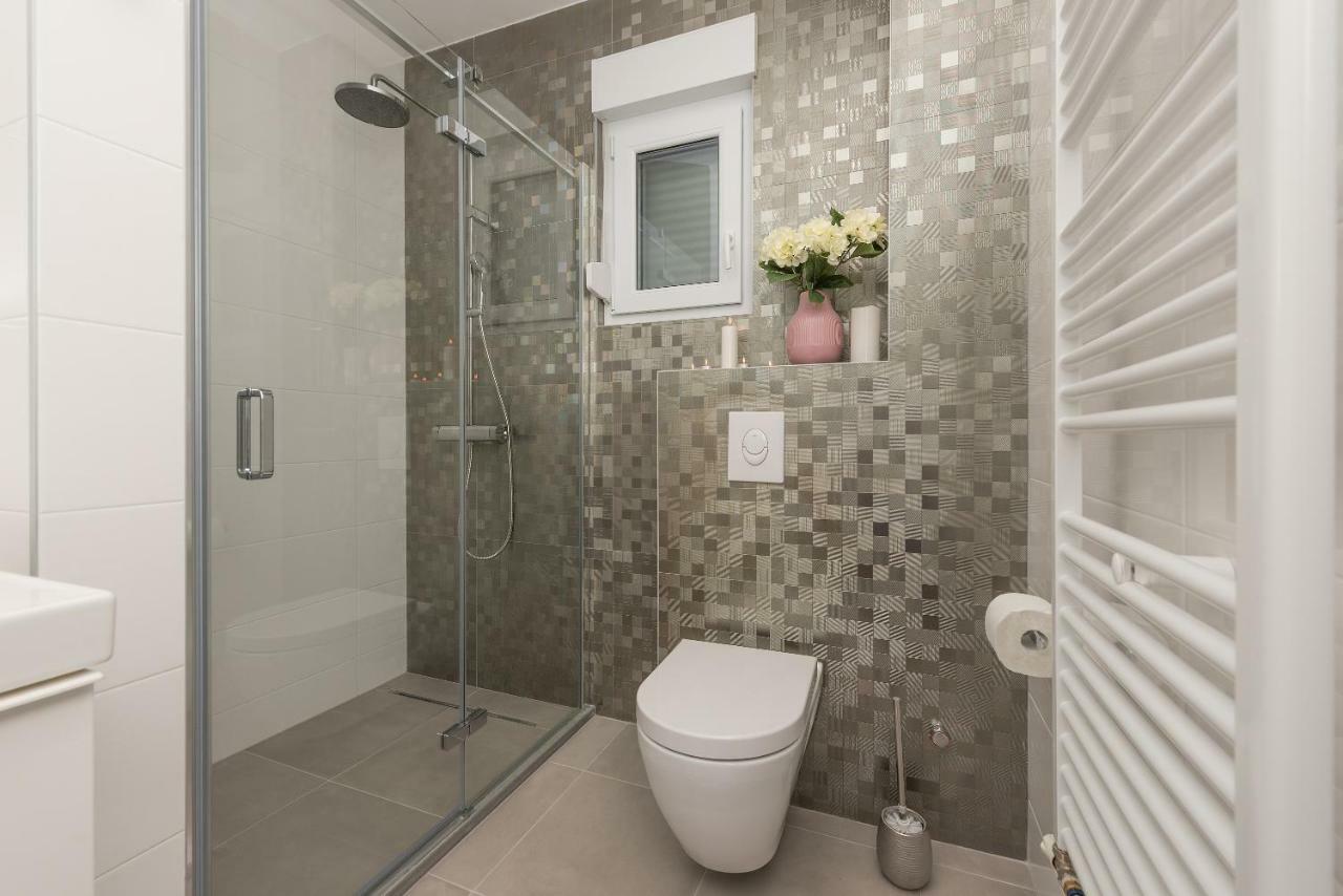Appartamento Penthouse Jure Makarska Esterno foto
