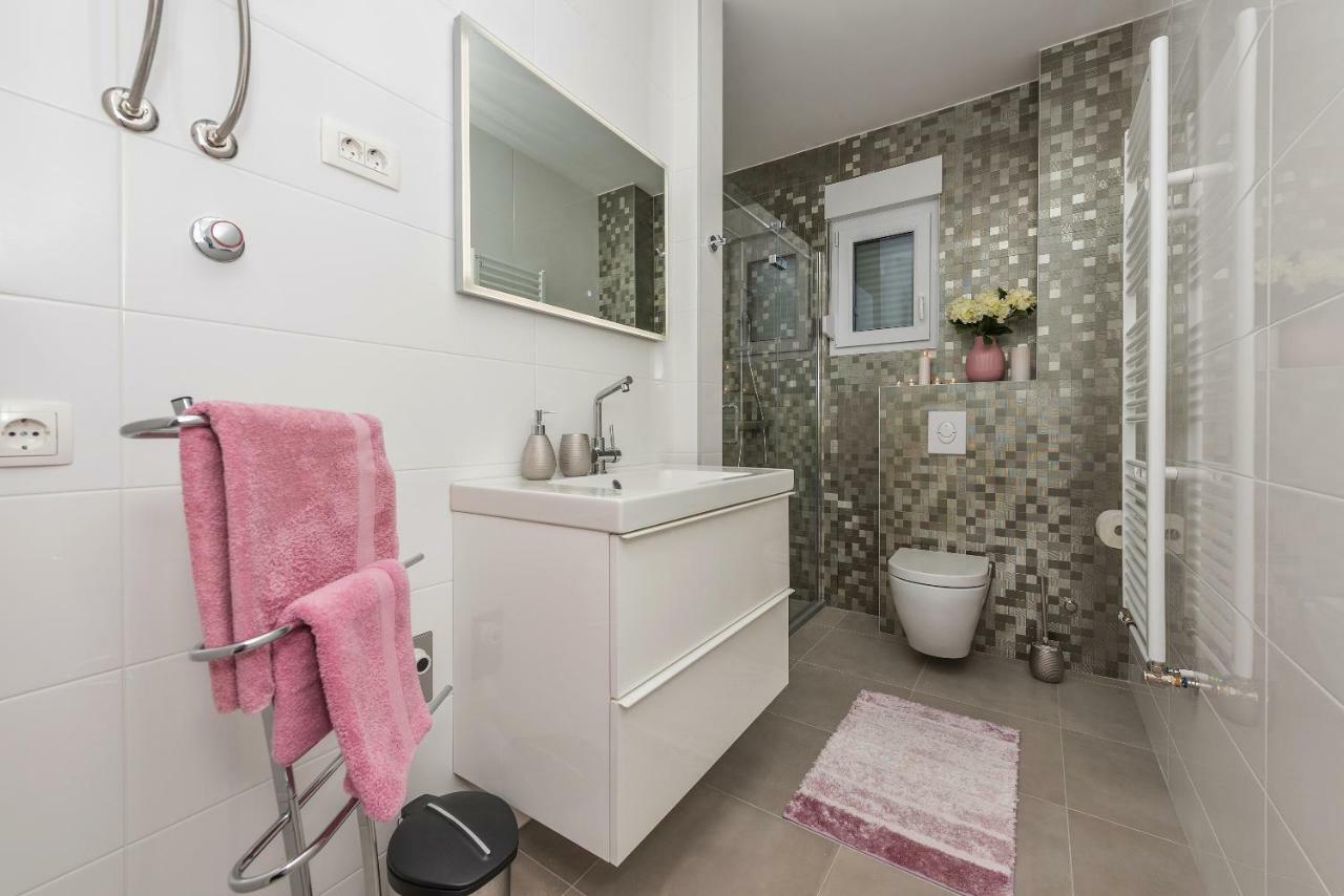 Appartamento Penthouse Jure Makarska Esterno foto