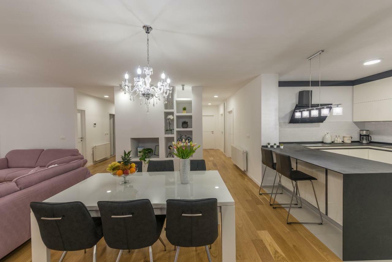 Appartamento Penthouse Jure Makarska Esterno foto